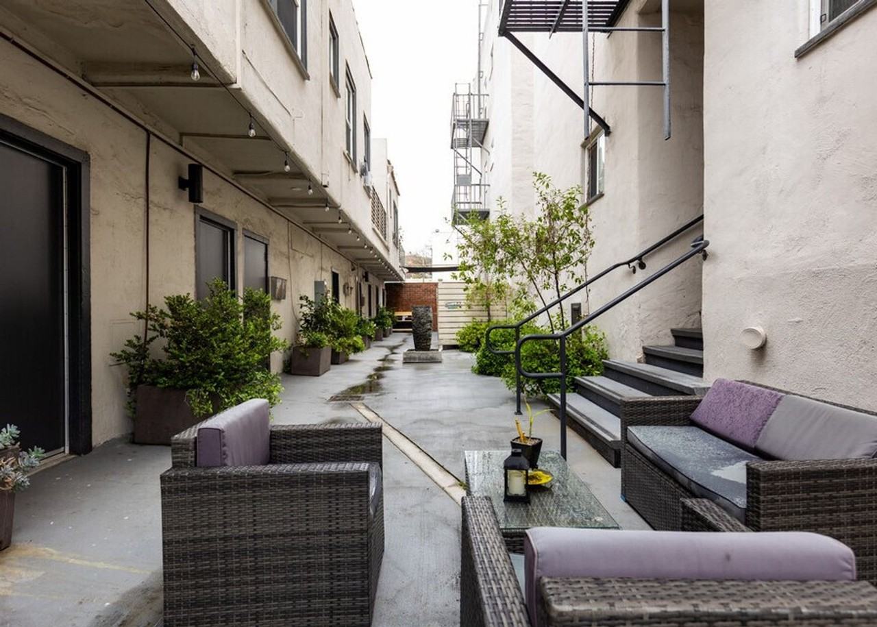 Alex Court Apartments - Photo 7 of 23
