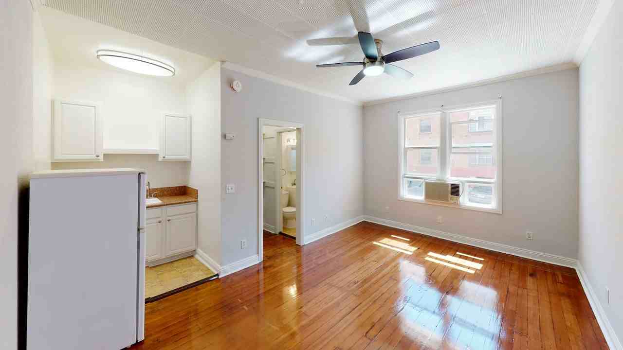 MSA - 709 Mariposa Apts - Photo 4 of 16