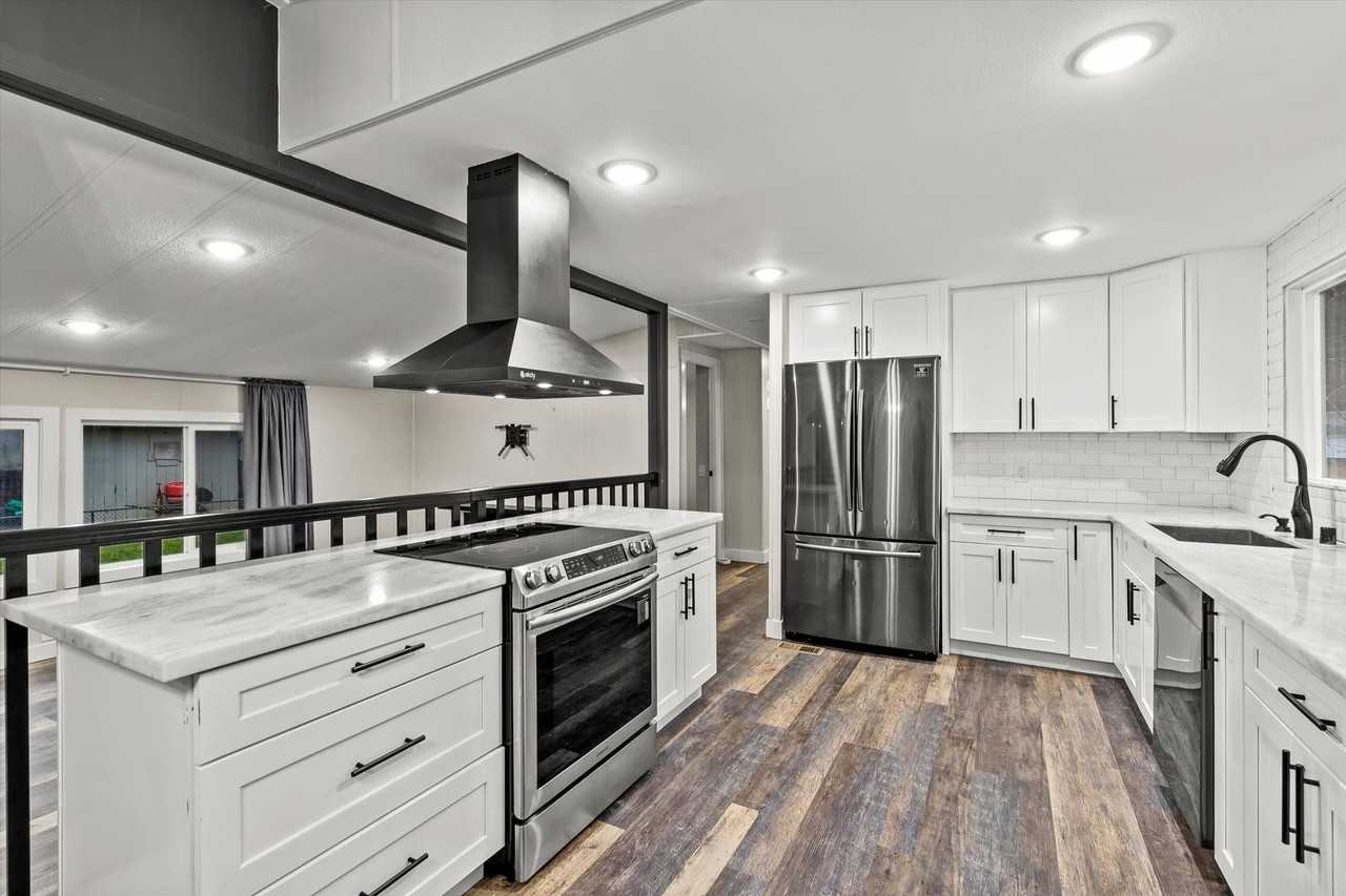 21614 135th St E - Photo 3 of 23