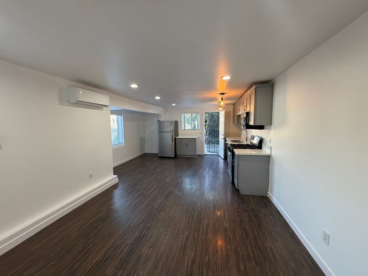 Bonnie Brae Echo Park - Photo 2 of 21