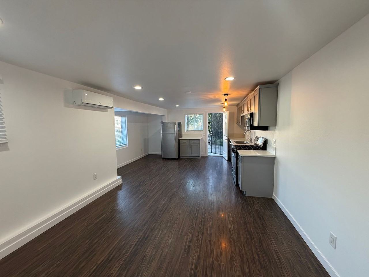 Bonnie Brae Echo Park - Photo 3 of 21