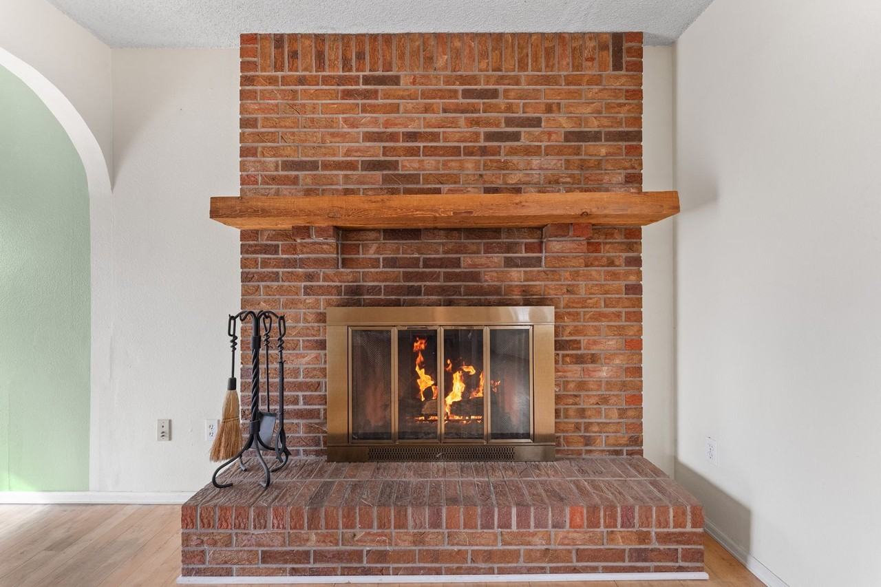 5045 Wezel Cir - Photo 6 of 25