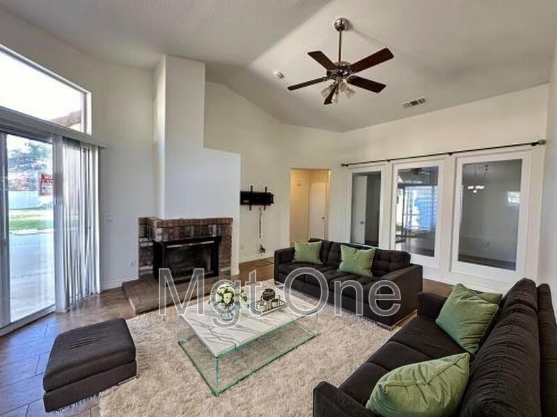 22960 Sunrose St - Photo 7 of 23