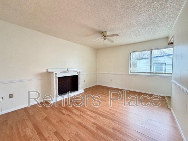 3548 E King Pl - Photo 6 of 16