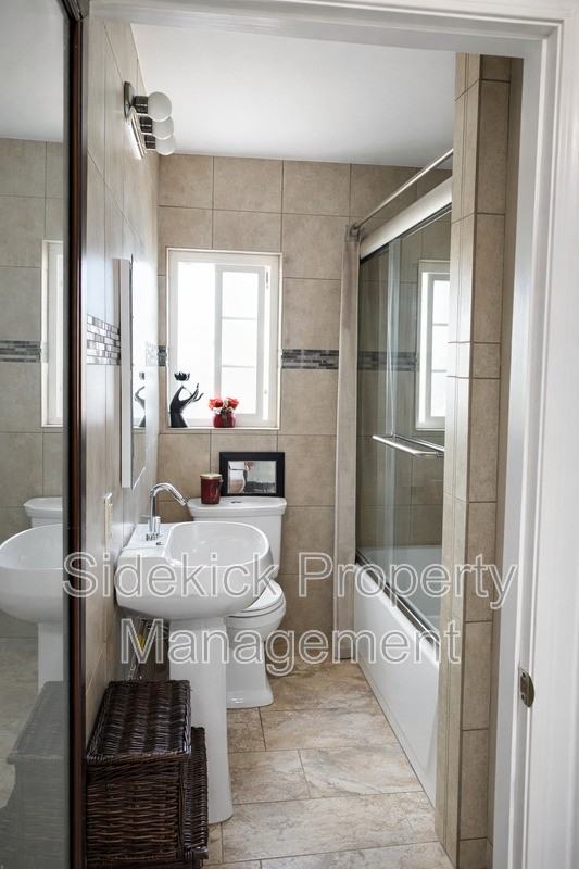 4321 Beagle St - Photo 5 of 7