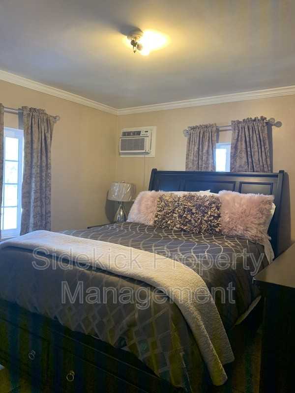 4321 Beagle St - Photo 7 of 7