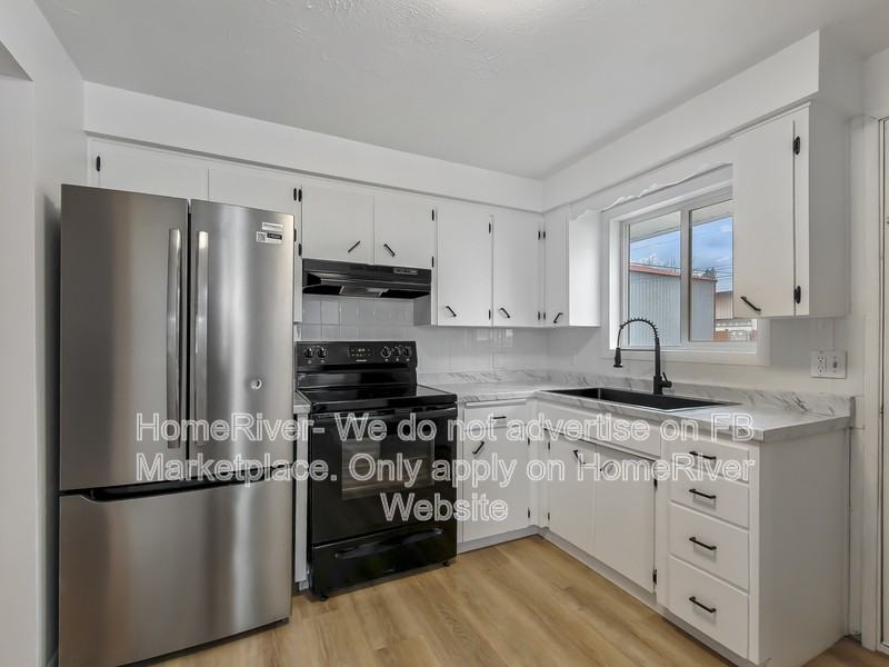 4123 E Fairview Ave - Photo 2 of 18