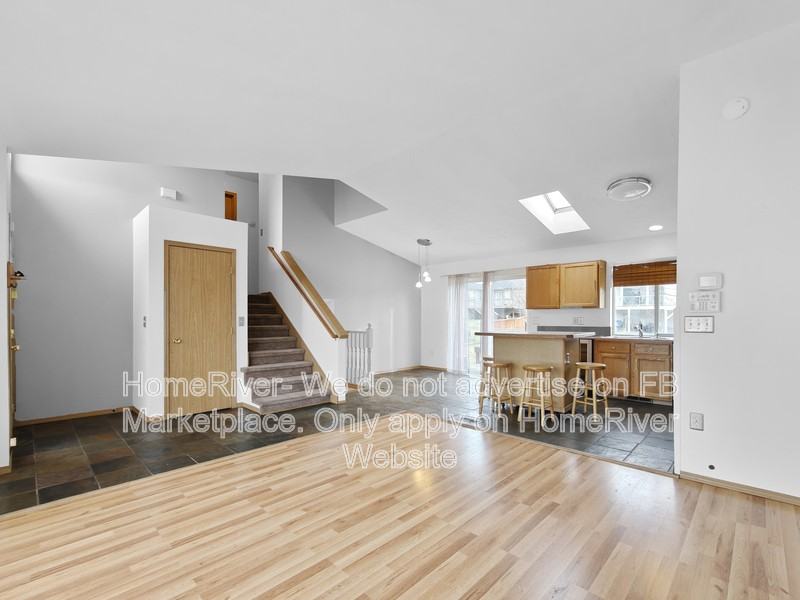 1418 E Grassland Ct - Photo 4 of 19