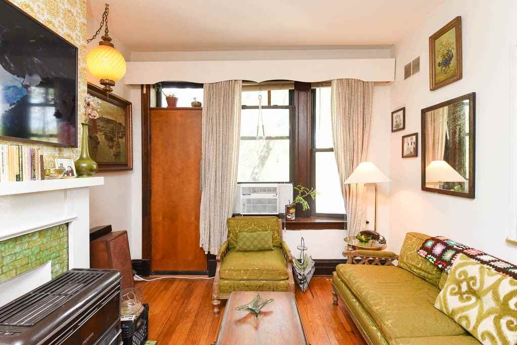 2819 W Shakespeare Ave #2F - Photo 2 of 20