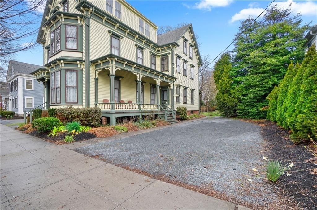 686 Hope St ##3 - Photo 2 of 26