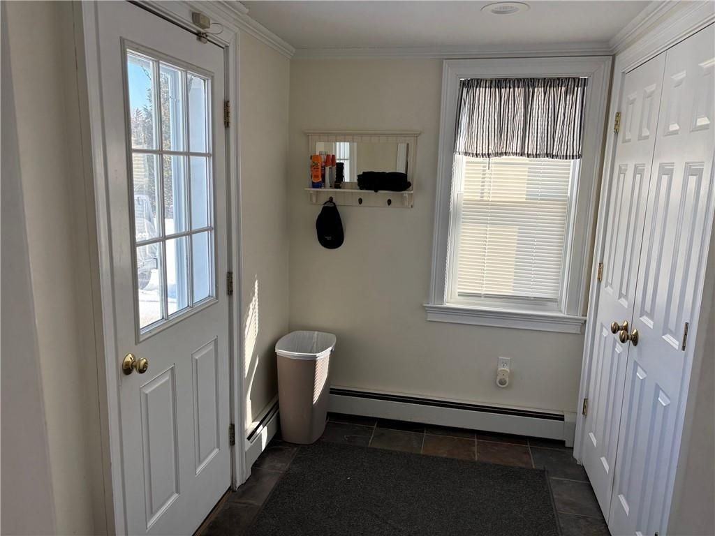 74 Park Ave - Photo 5 of 26