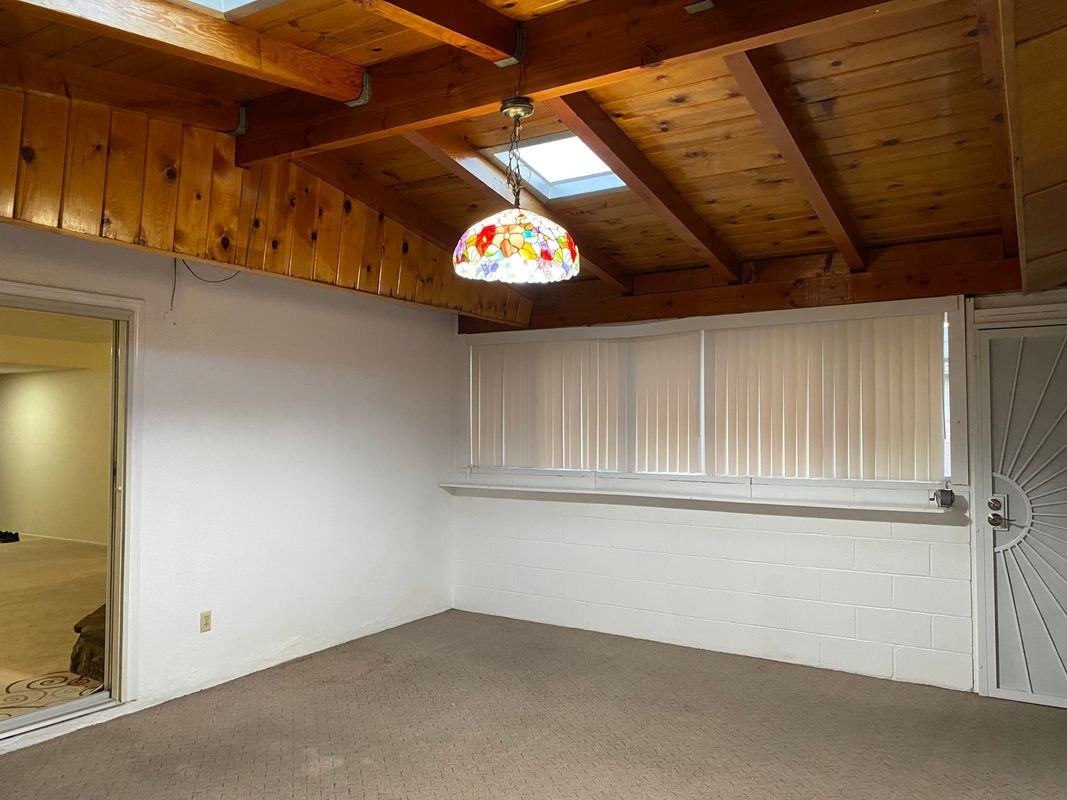 332 Landsford St - Photo 3 of 16