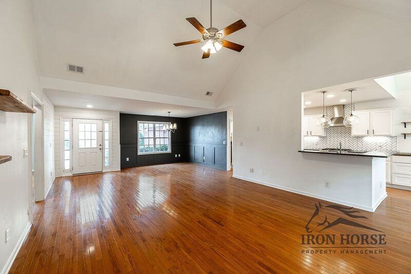 281 Hampton Park Dr - Photo 7 of 33