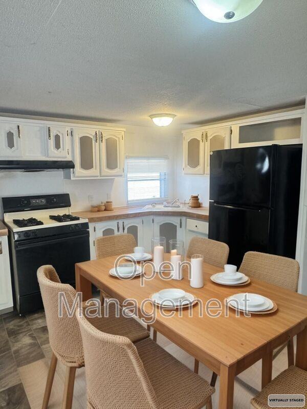 301 Mantle Ave - Photo 5 of 18