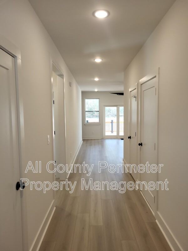 4401 Sims Rd - Photo 3 of 20