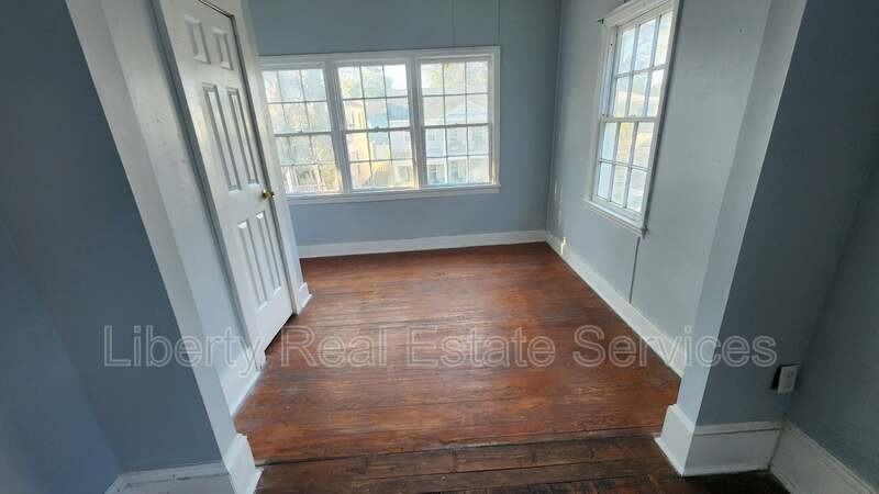 826 E Duffy St #A - Photo 6 of 6