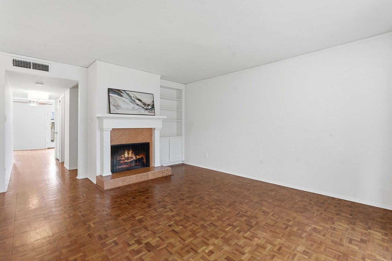 6631 Valleyside Rd - Photo 7 of 43