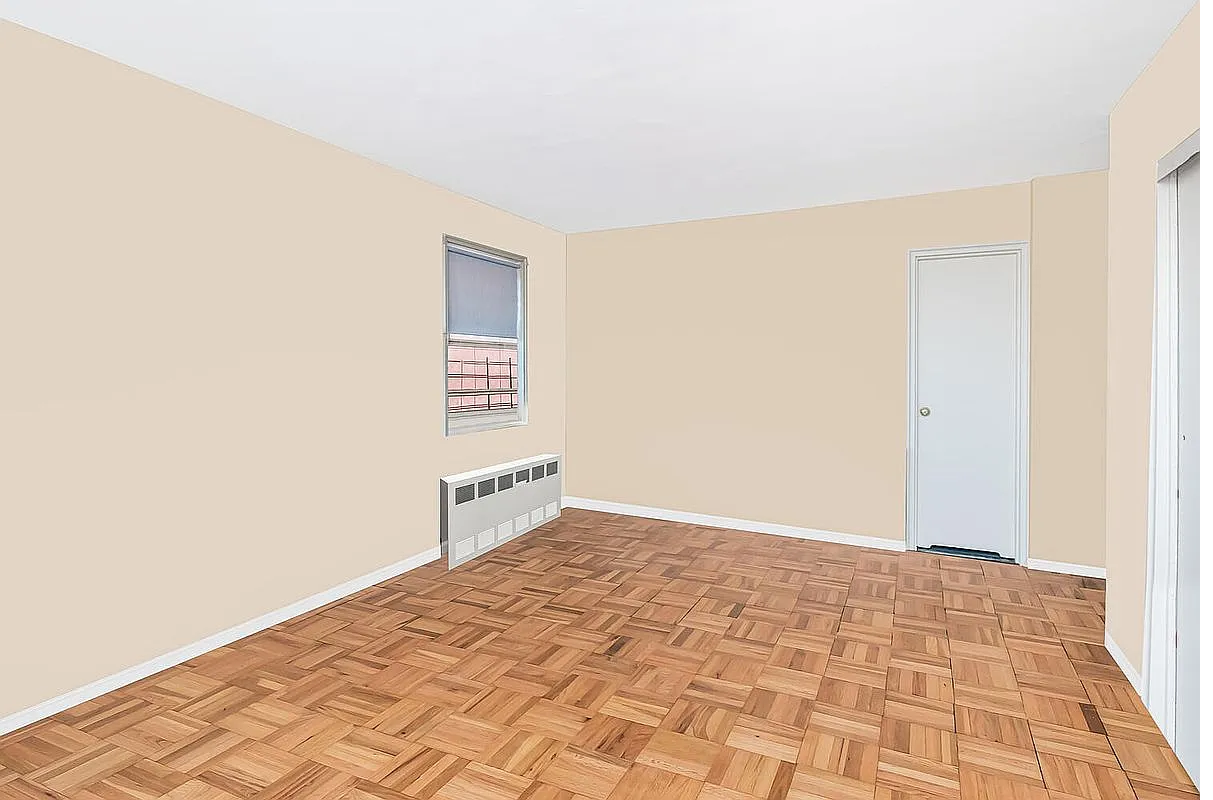 3131 Grand Concourse #HBC - Photo 4 of 5