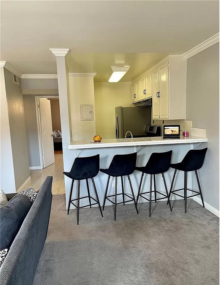 700 W La Veta Ave - Photo 6 of 6