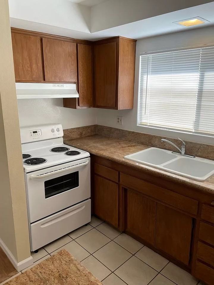 399 Ellwood Beach Dr - Photo 3 of 8