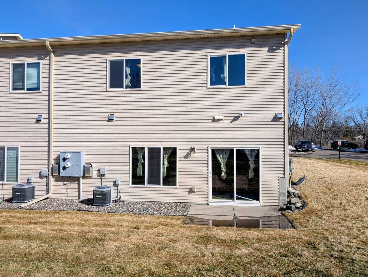5286 Greenwood Dr - Photo 2 of 18