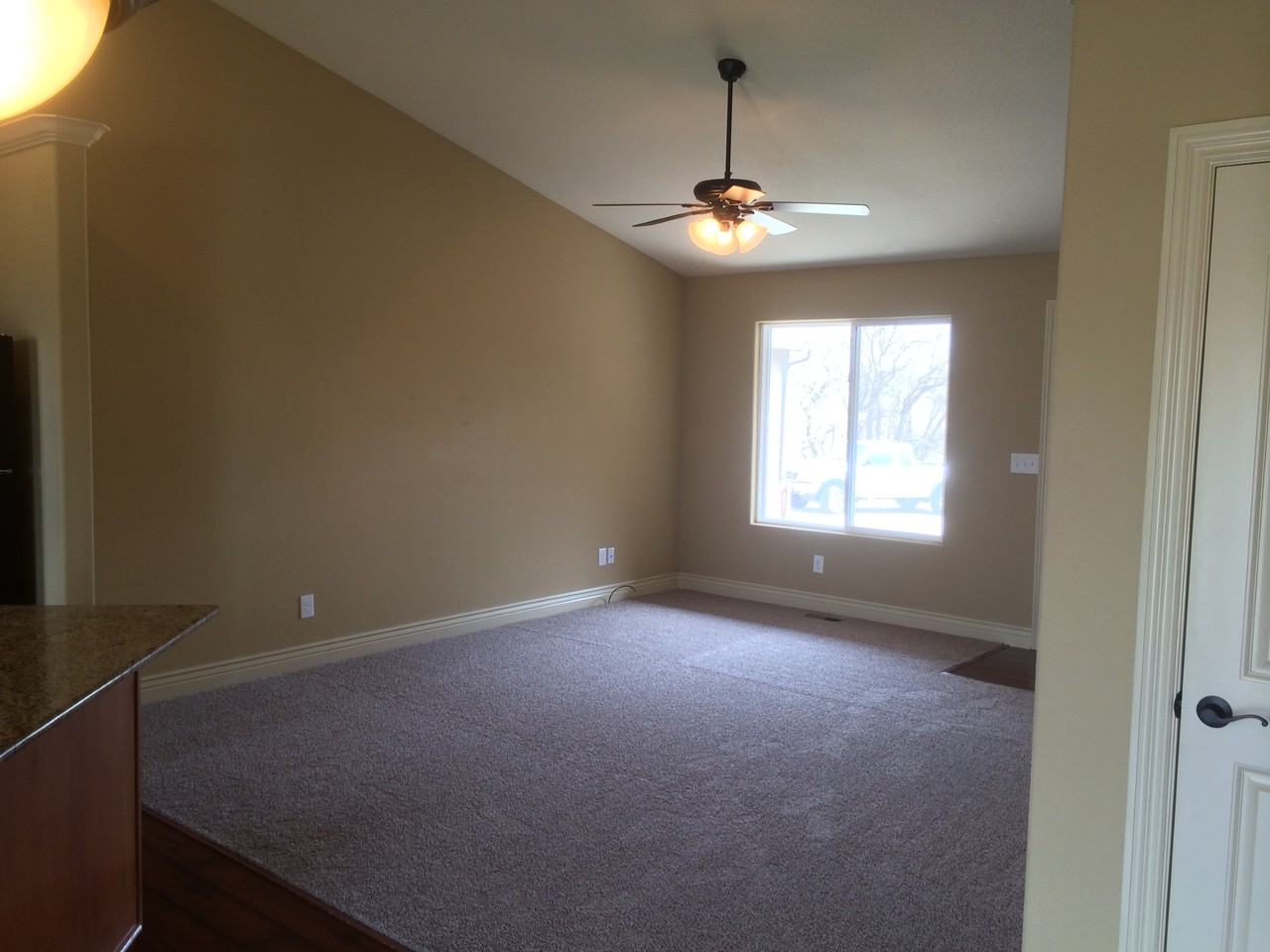 4614 N Ironwood Cir - Photo 3 of 15