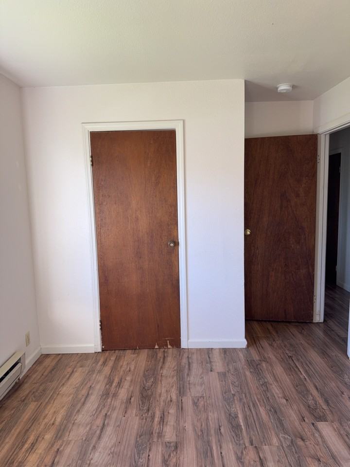 7025 Meadowbrook Ct - Photo 6 of 25