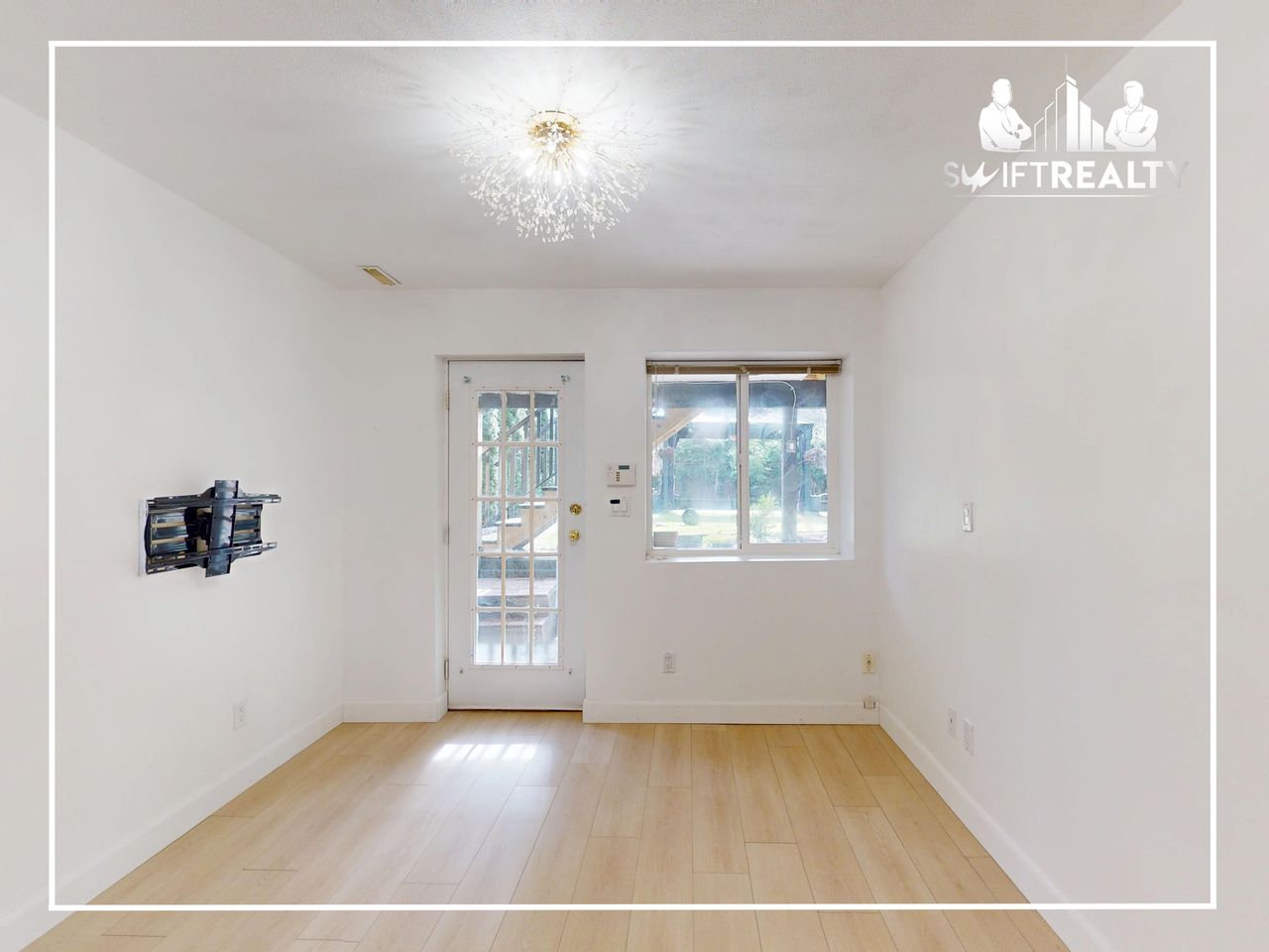 1883 Westover Rd - Photo 2 of 10