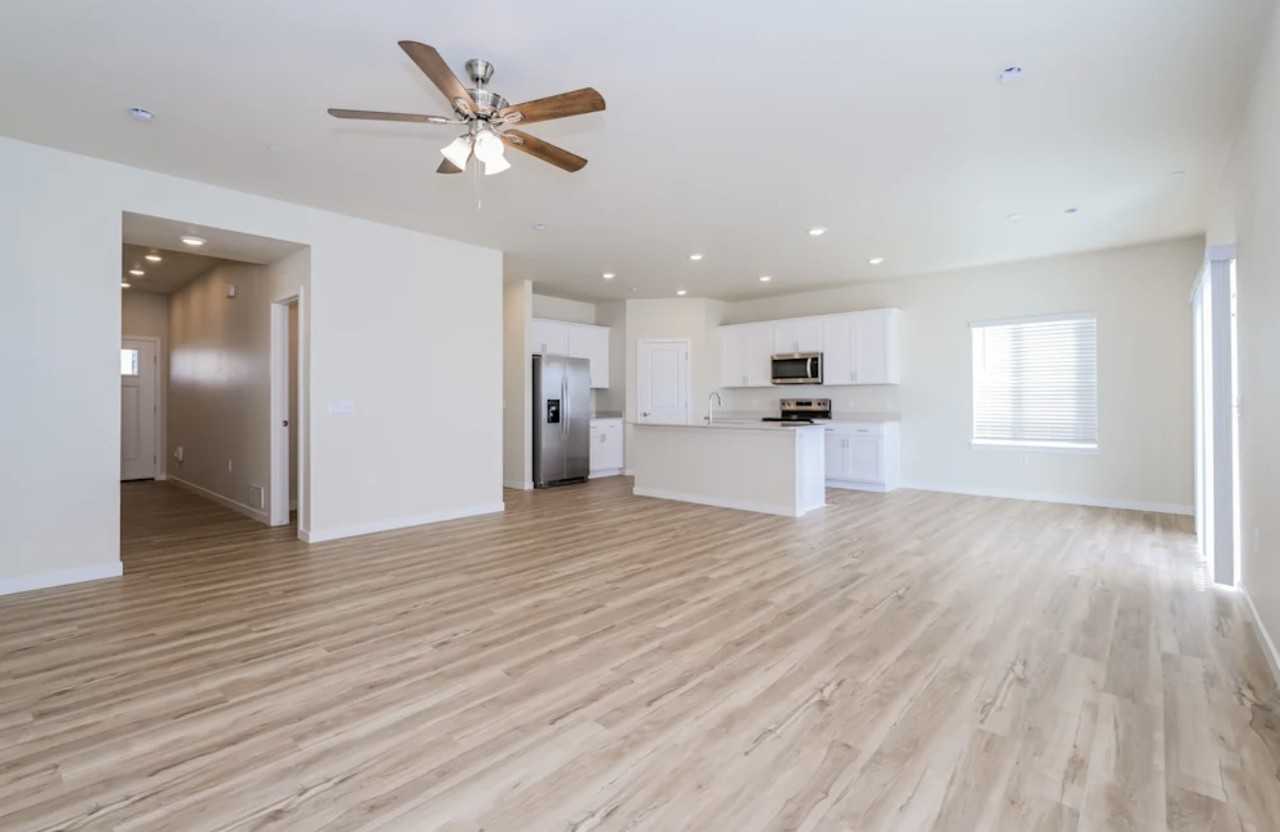 19059 E 94th Pl - Photo 3 of 10