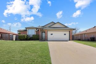 3204 Southhill Dr - Photo 1 of 1