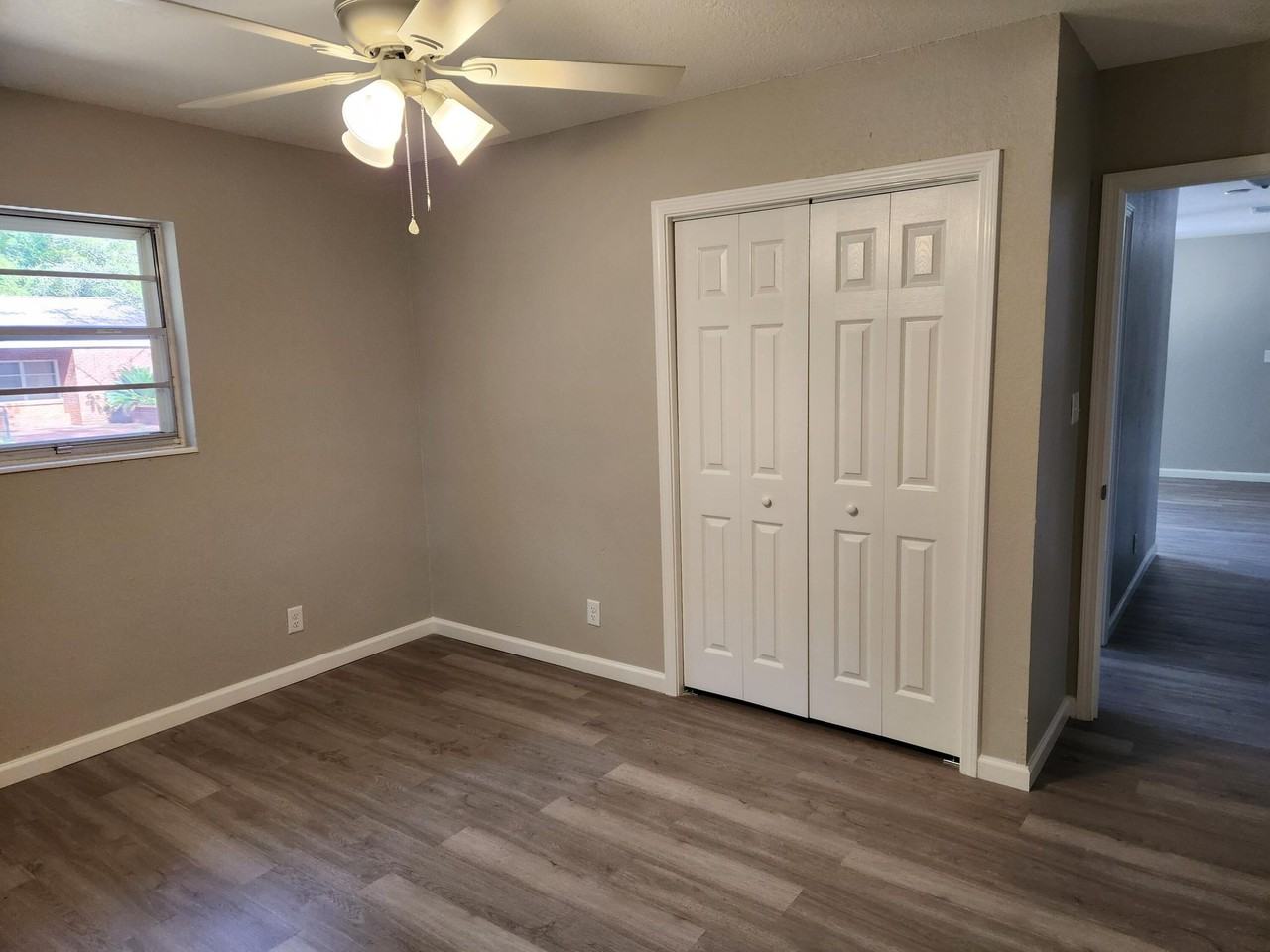 503 W Griffith Ave - Photo 6 of 16