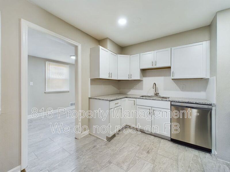 9401 Bristol Ave - Photo 5 of 20