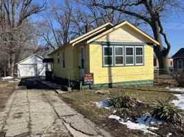 featured image of 746 Wesley Ave