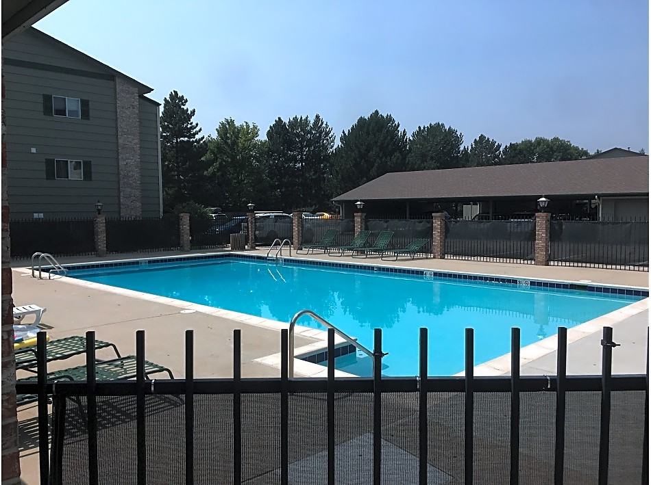 4670 White Rock Cir #1 - Photo 3 of 5