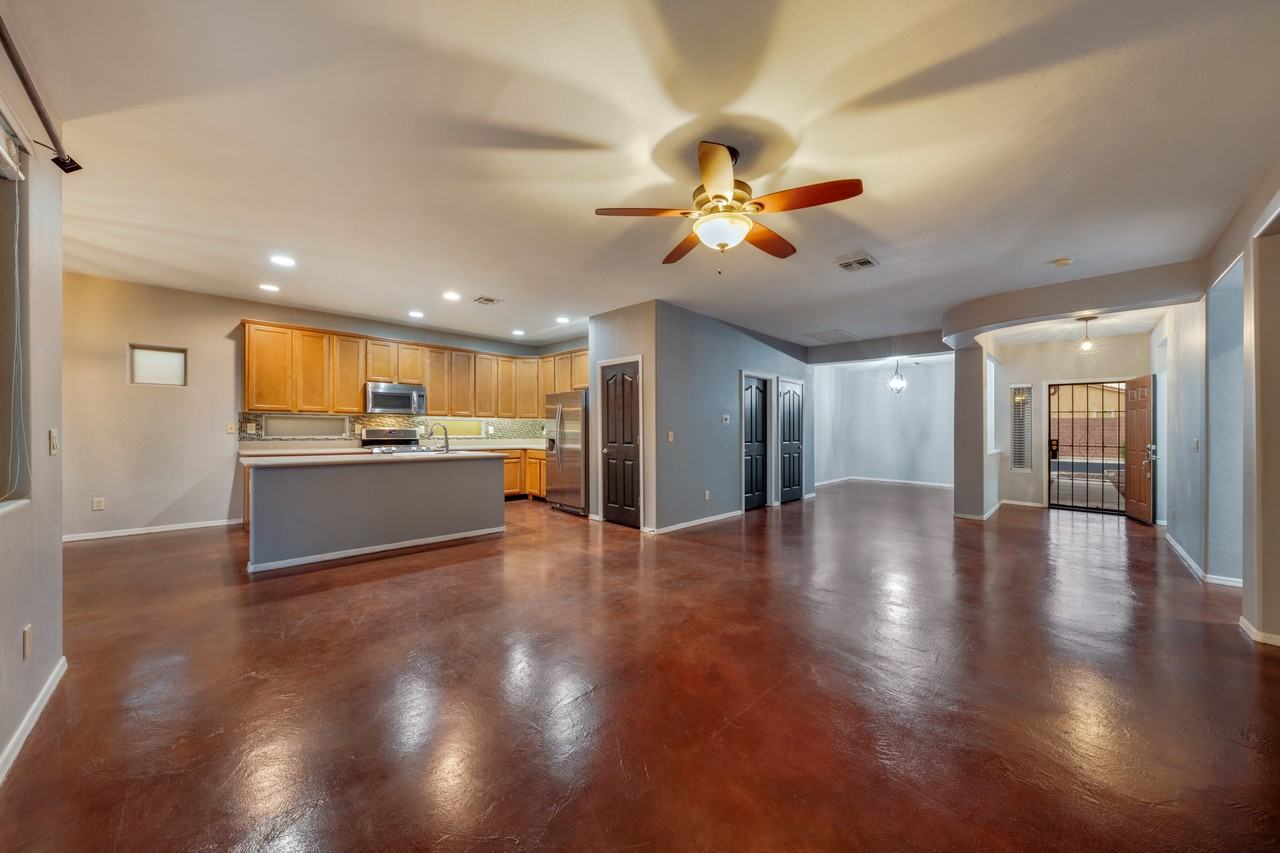 1419 W Red Creek Dr - Photo 5 of 34