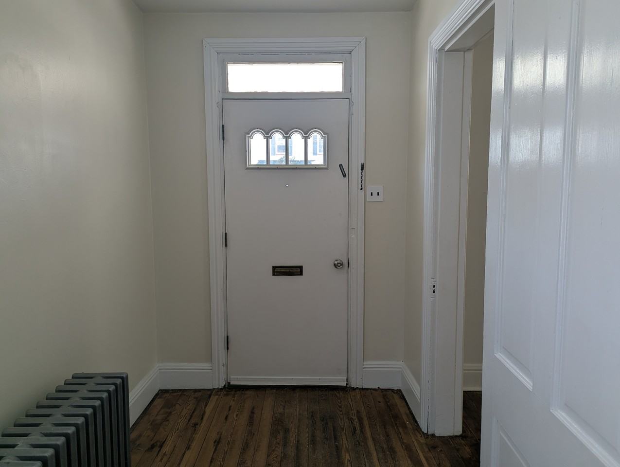 609 W 1st Ave - Photo 3 of 21