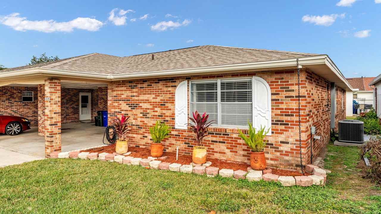 553 Villa Vista Blvd - Photo 2 of 25