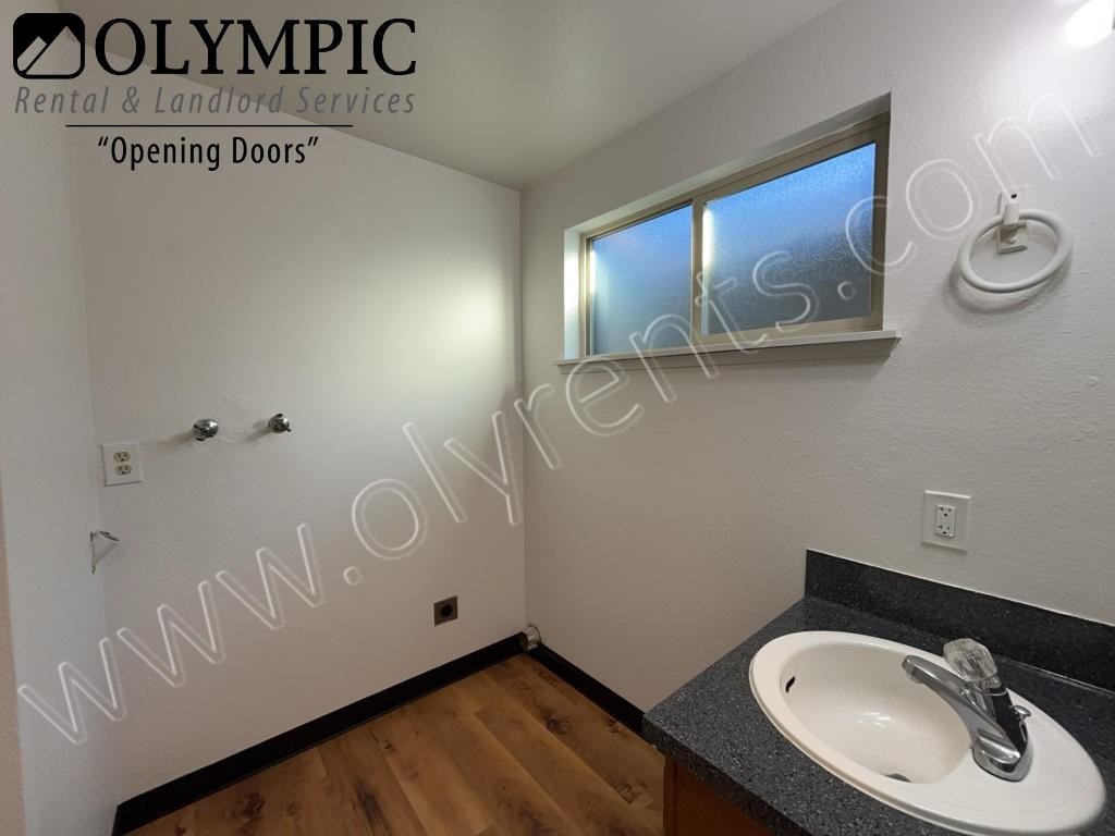 10740 Littlerock Rd Sw - Photo 5 of 12