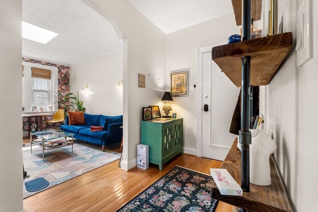 550 Centre St #15 - Photo 5 of 17