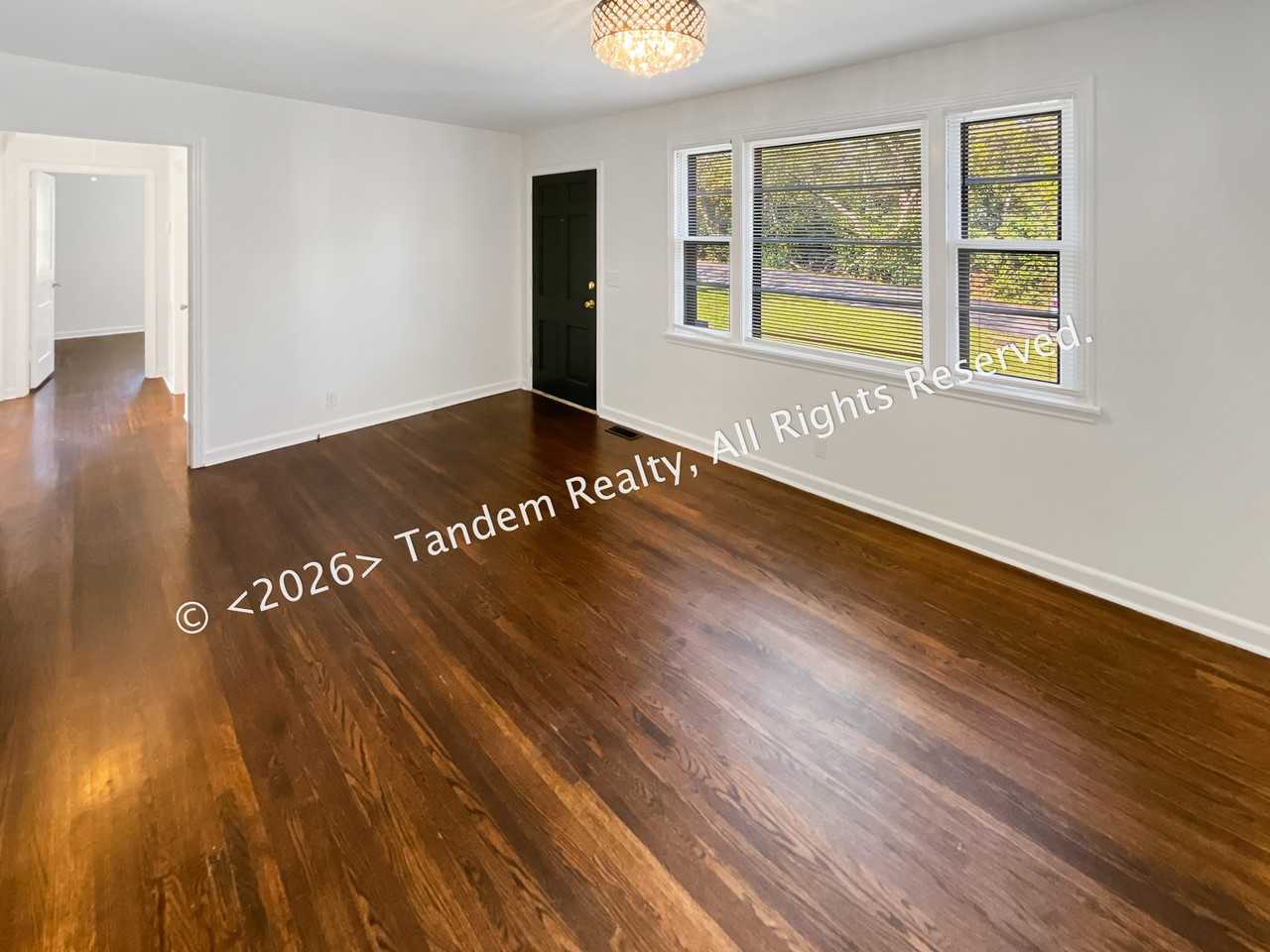 3004 Mccampbell Ave - Photo 3 of 15