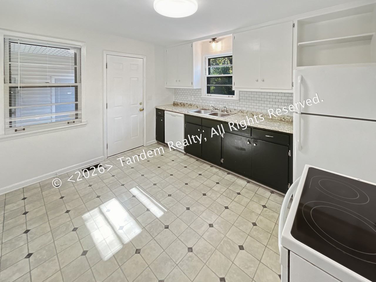 3004 Mccampbell Ave - Photo 6 of 15