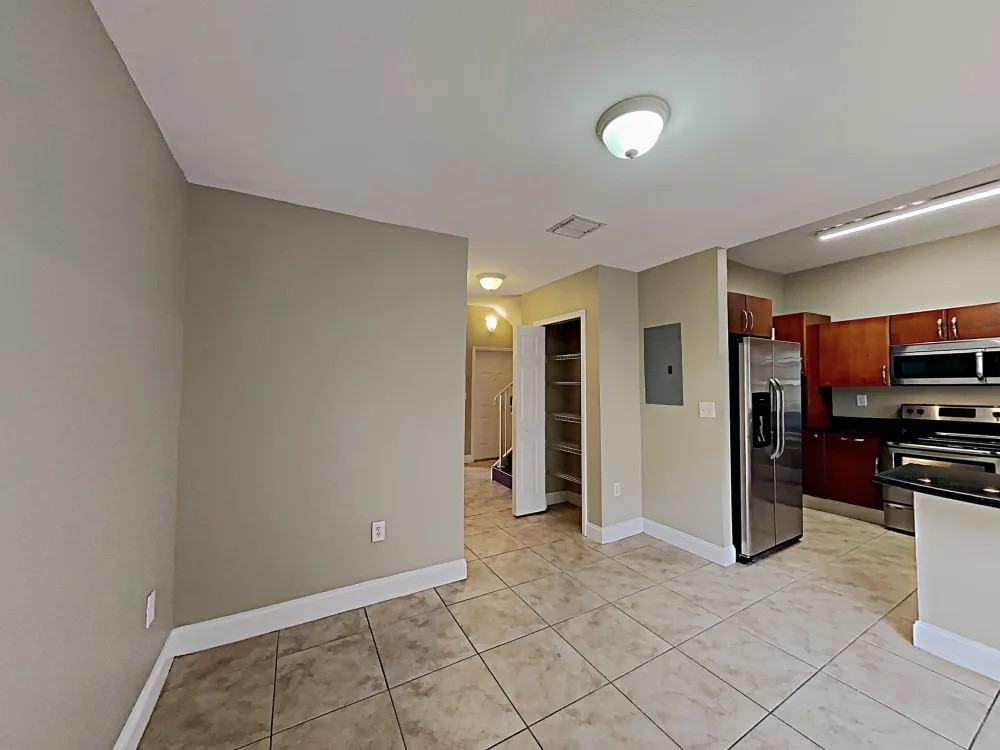 7477 Nw 180th St - Photo 5 of 14