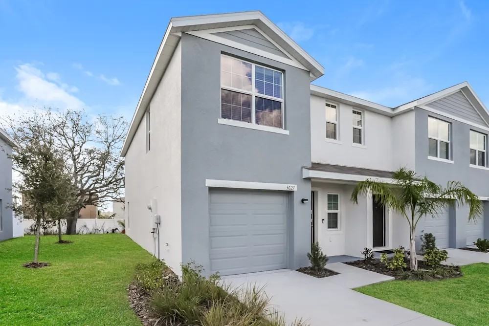 3628 Fulton Ferry Ln - Photo 4 of 17