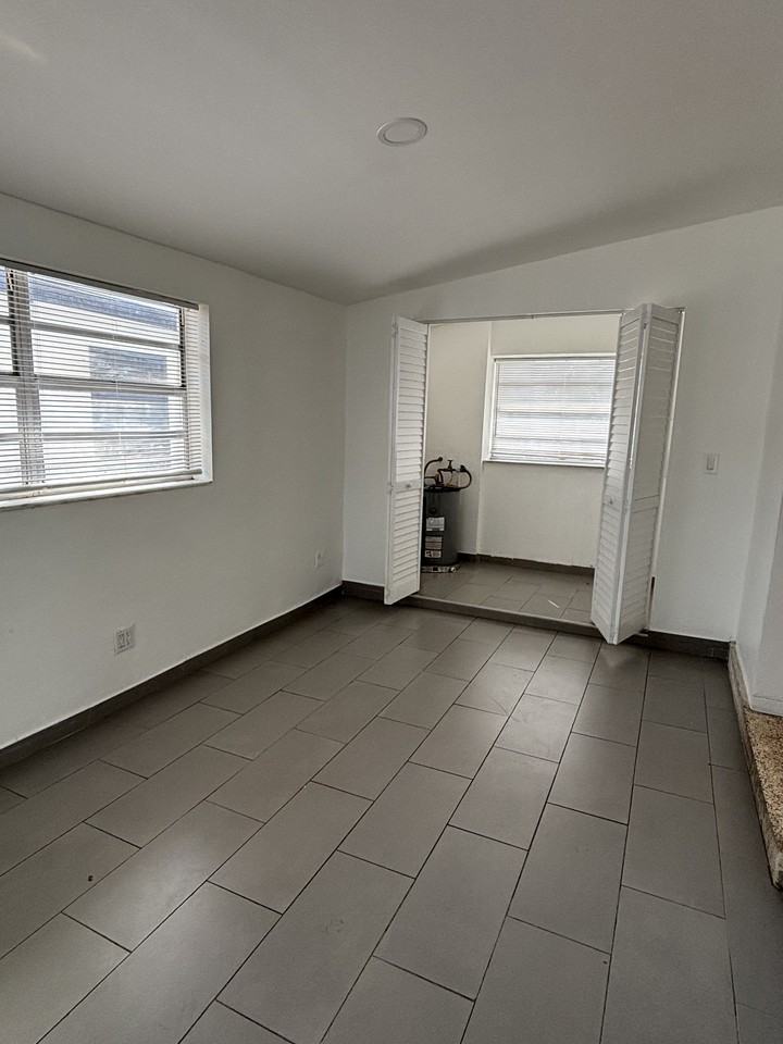 3311 Sw 87th Ct #NA - Photo 4 of 18