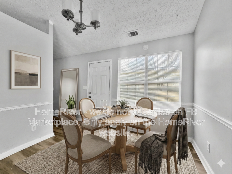 5855 Creekside Dr - Photo 3 of 25