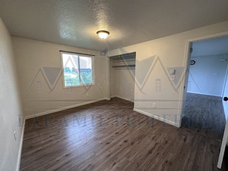 515 Spring Creek Dr #2 - Photo 4 of 8