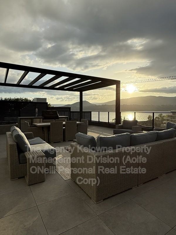 3389 Lakeshore Rd #602 - Photo 3 of 50