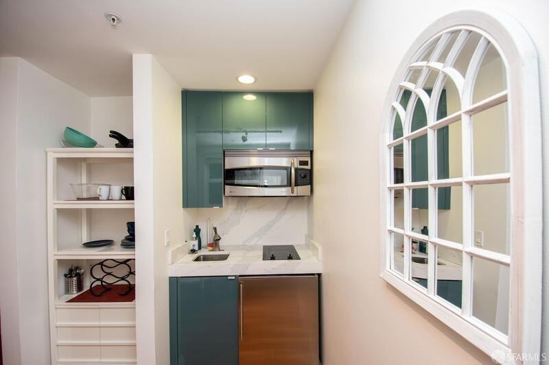 725 Pine St #207 - Photo 3 of 14