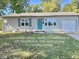 208 N Kendall Dr - Photo 1 of 1