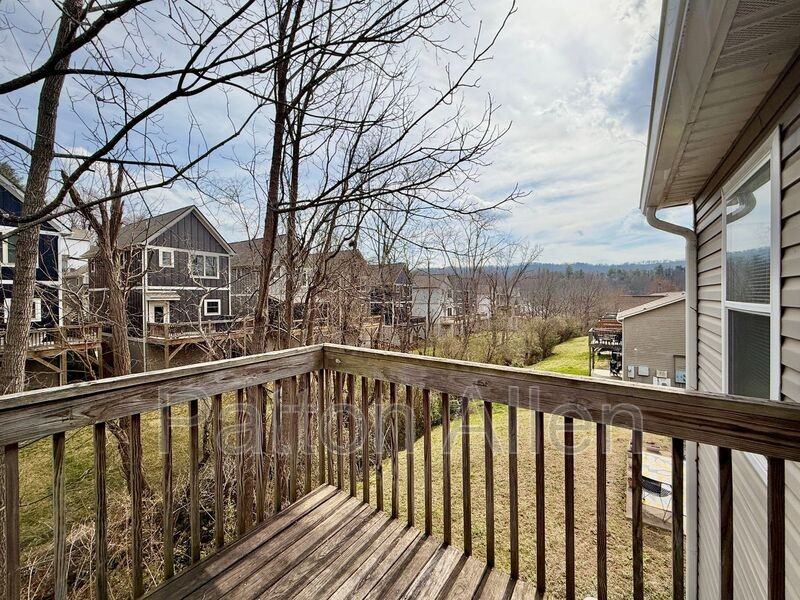 25 Maybelle Ln - Photo 2 of 24